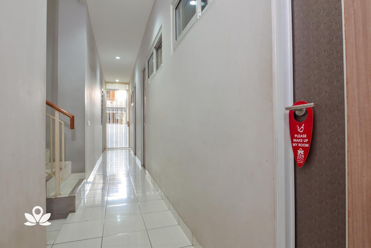 Zen Rooms Karet Pedurenan Jakarta Eksteriør billede